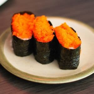 Masago Sushi (1 pc)