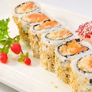 L11. 1 Spicy Salmon Roll, 1 Spicy Tuna Roll (11:30 - 14:30)
